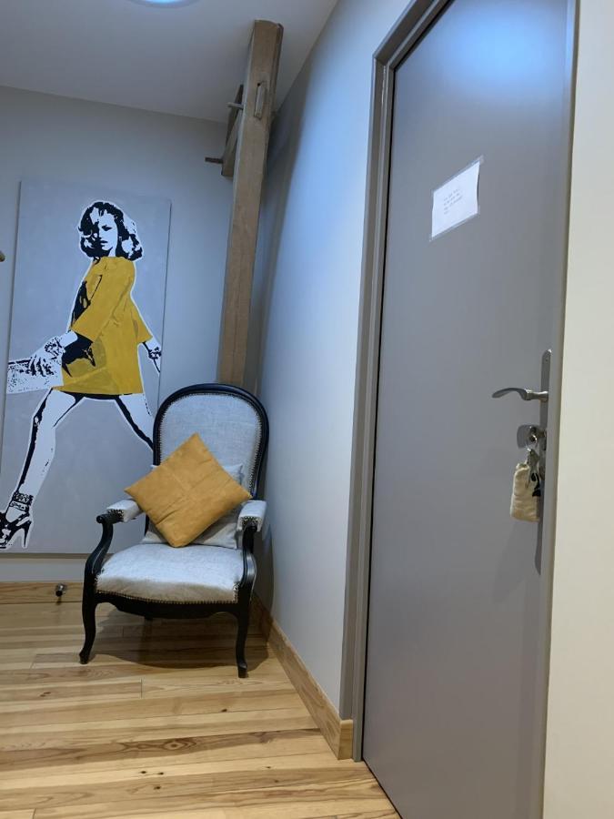 Sainte-Suzanne Cote Jardin住宿加早餐旅馆 外观 照片